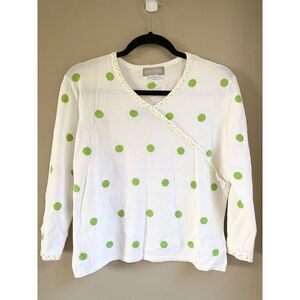 Ann Trinity Vintage polka dot vneck avocado green polka dot and white size M